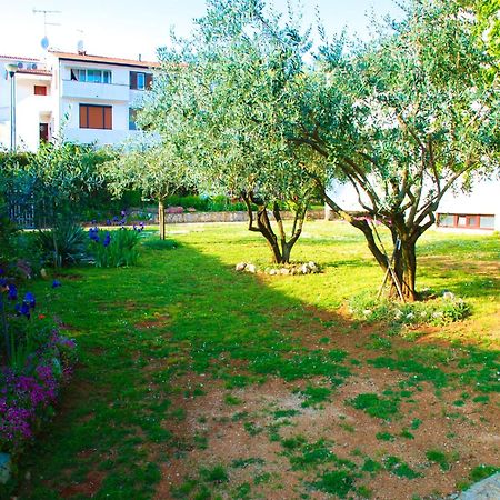 Nada Apartments Poreč Extérieur photo